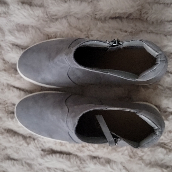 Booties - Picture 1 of 6